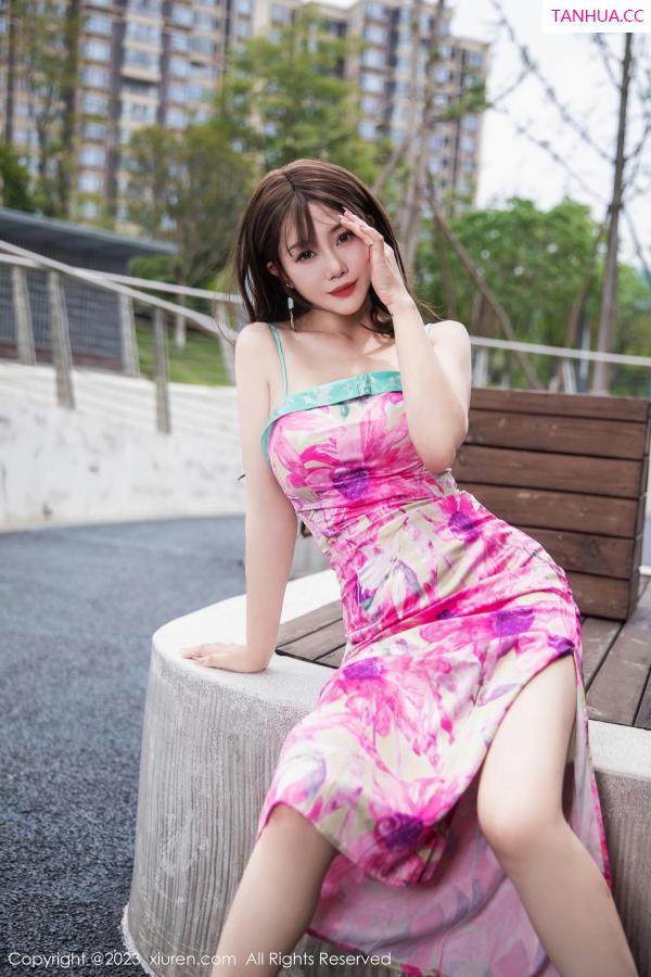   [XiuRen]高清写真图 2023.07.12 No.7065 严利娅Yuliya 网红情人裙第35张图片